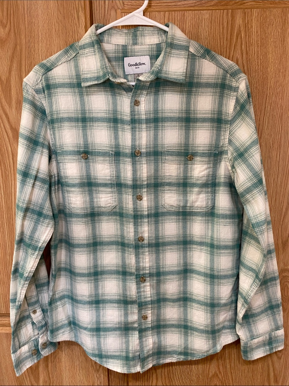 Goodfellow & Co Green and White Plaid Casual Button-Down Shirt